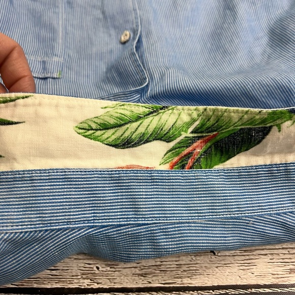 Tommy Bahama Casual Linen Blend Long Sleeve Button Up Blue White Stripes size L - Picture 11 of 11